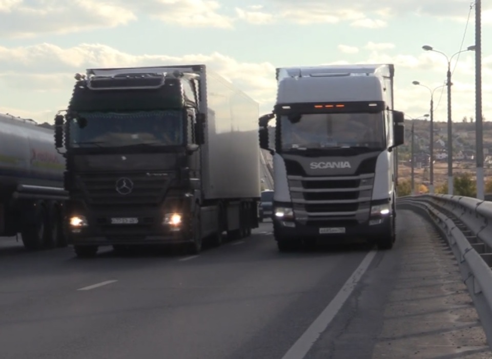 В Волгограде водители грузовиков получили штрафы